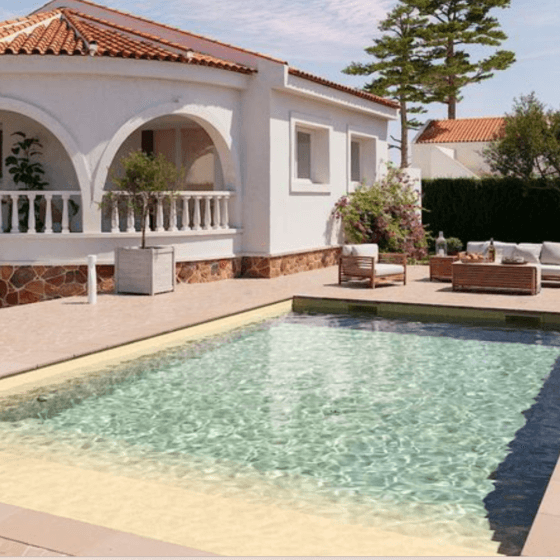 PVC armé 180/100 CGT ALKOR AQUASTONE ANTIDERAPANT 3D pour piscine sable PVC armé 180/100 CGT ALKOR AQUASTONE ANTIDERAPANT 3D pour piscine sable