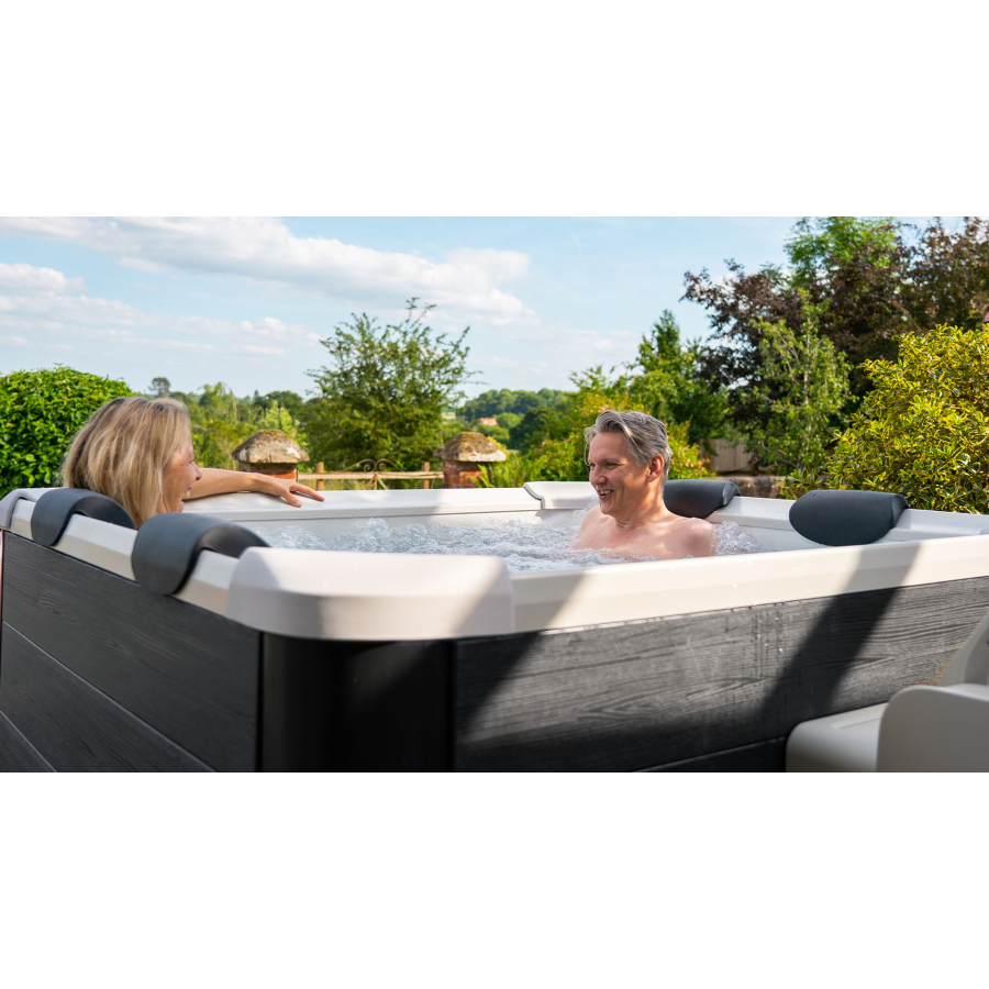 Spa MSpa OSLO 6 places