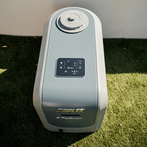 Local technique Ultra compact 4 en 1 : Filtration et Pompe à chaleur intégrée vue du dessus