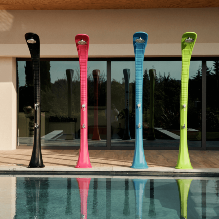 Douche solaire Design Cobra 32L avec son rince pieds