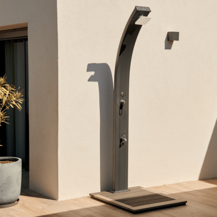 Douche solaire Design SPRING 30L avec son rince pieds