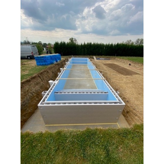 piscine sur mesure en construction