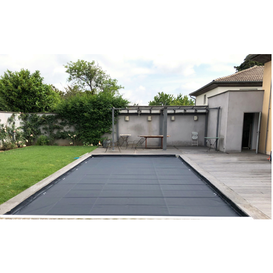 Ecran de protection de volet sur mesures de piscine Gris Clair pour l'hiver PROTECT ONE