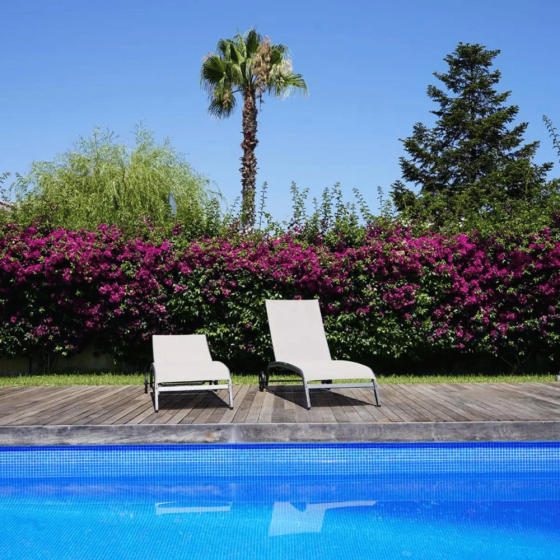 piscine avec liner armé sopremapool design couleur mosaic bleu