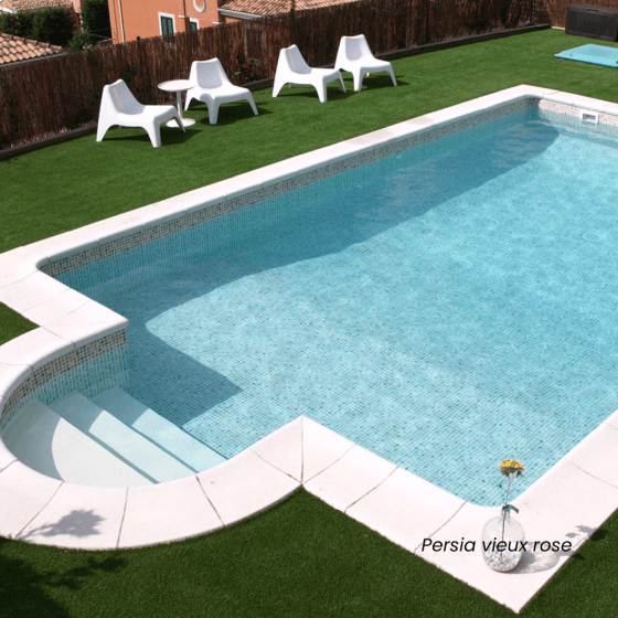 Photo d'une piscine avec liner en PVC armé ALKORPLAN persia vieux rose