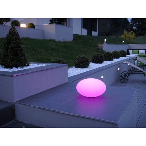 Galet lumineux LOOMISPHERE sans fil pour l'eclairage autour de la piscine